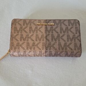 Michael Kors Metallic Med Wristlet Wallet Rose Gold Multi